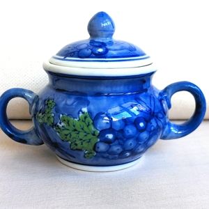 APRIL CORNELL Sugar Bowl & Lid Handles Blue Green Grapevine Ceramic Vintage
